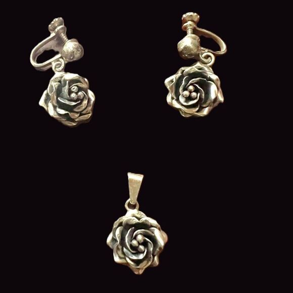 Vintage Taxco Mexico Sterling Silver Rose Earrings & Pendant Set - 925 Sterling